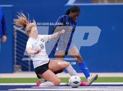 Thumbnail 3 in Byron Nelson vs. Marcus (UIL 6A Regional Semifinal) photogallery.