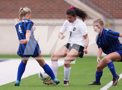 Thumbnail 2 in Byron Nelson vs. Marcus (UIL 6A Regional Semifinal) photogallery.