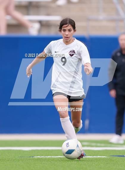 Thumbnail 2 in Byron Nelson vs. Marcus (UIL 6A Regional Semifinal) photogallery.
