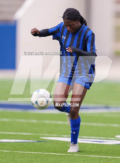 Thumbnail 1 in Byron Nelson vs. Marcus (UIL 6A Regional Semifinal) photogallery.