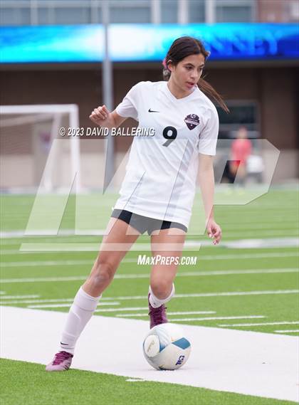 Thumbnail 2 in Byron Nelson vs. Marcus (UIL 6A Regional Semifinal) photogallery.