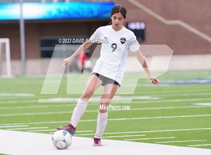 Thumbnail 2 in Byron Nelson vs. Marcus (UIL 6A Regional Semifinal) photogallery.