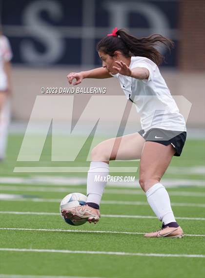 Thumbnail 2 in Byron Nelson vs. Marcus (UIL 6A Regional Semifinal) photogallery.