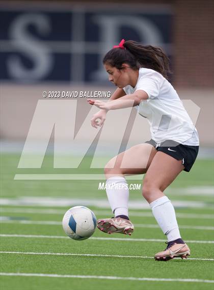 Thumbnail 1 in Byron Nelson vs. Marcus (UIL 6A Regional Semifinal) photogallery.