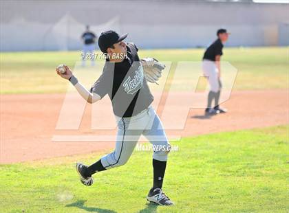 Thumbnail 1 in Pacifica @ Camarillo photogallery.