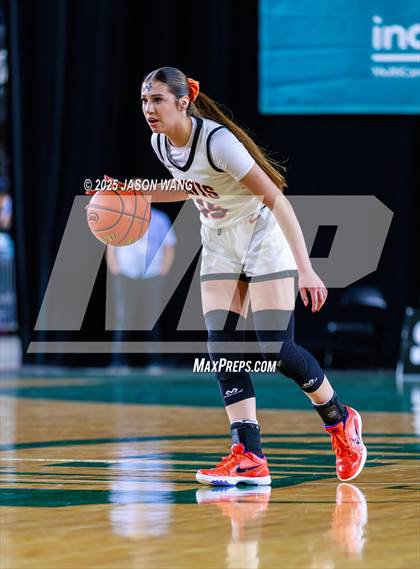 Thumbnail 3 in Mead vs. Davis (WIAA 4A Round of 12) photogallery.