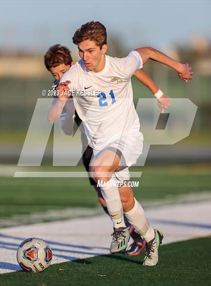 Thumbnail 3 in Agoura @ Pacifica (CIF-SS Div-2 Quarterfinal) photogallery.