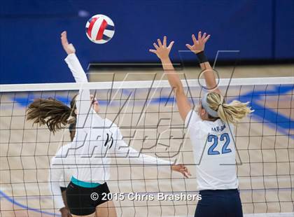 Thumbnail 1 in Har-Ber vs Central (AAA 7A 1st Round Playoff)  photogallery.