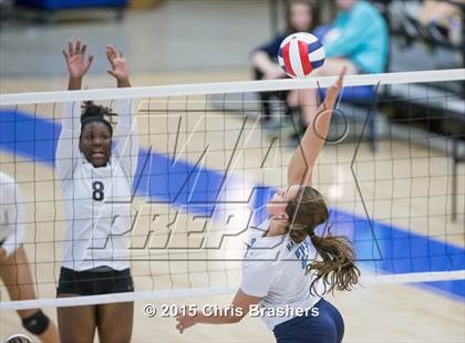 Thumbnail 2 in Har-Ber vs Central (AAA 7A 1st Round Playoff)  photogallery.
