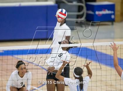 Thumbnail 2 in Har-Ber vs Central (AAA 7A 1st Round Playoff)  photogallery.