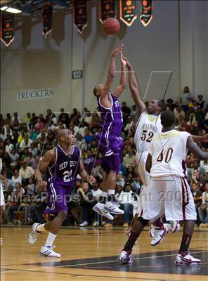 Thumbnail 2 in Deep Creek vs. King's Fork (ER AAA Semifinal) photogallery.
