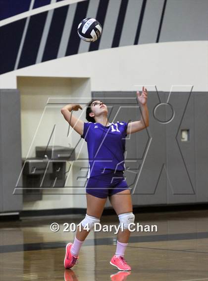 Thumbnail 1 in Mountain View @ Gabrielino photogallery.