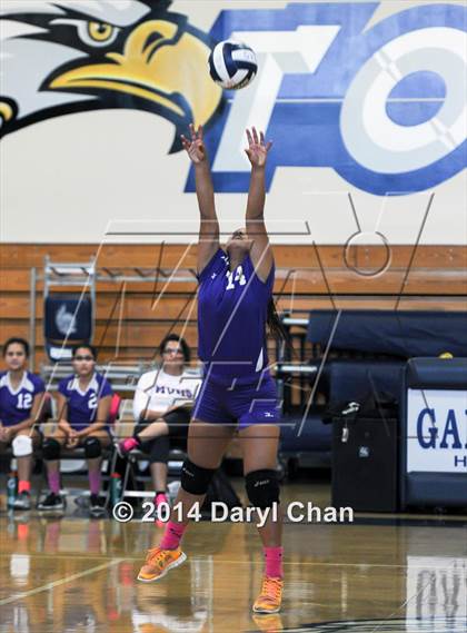 Thumbnail 1 in Mountain View @ Gabrielino photogallery.