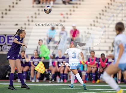 Thumbnail 2 in Charles J. Colgan vs Battlefield (VHSL Class 6 Quarterfinal) photogallery.