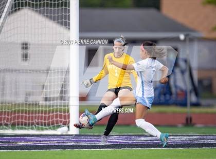 Thumbnail 3 in Charles J. Colgan vs Battlefield (VHSL Class 6 Quarterfinal) photogallery.
