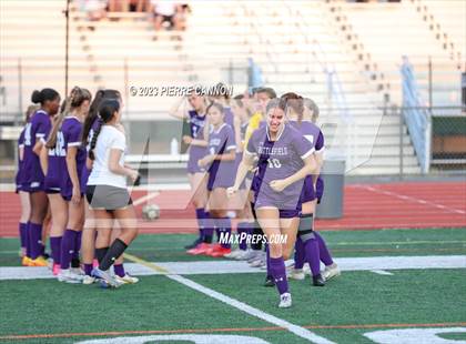 Thumbnail 1 in Charles J. Colgan vs Battlefield (VHSL Class 6 Quarterfinal) photogallery.