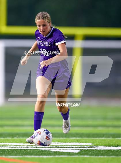 Thumbnail 1 in Charles J. Colgan vs Battlefield (VHSL Class 6 Quarterfinal) photogallery.