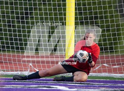 Thumbnail 3 in Charles J. Colgan vs Battlefield (VHSL Class 6 Quarterfinal) photogallery.