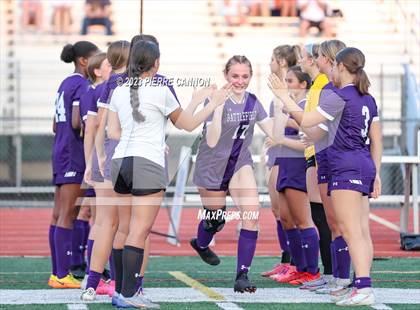 Thumbnail 3 in Charles J. Colgan vs Battlefield (VHSL Class 6 Quarterfinal) photogallery.