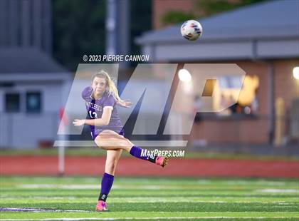 Thumbnail 2 in Charles J. Colgan vs Battlefield (VHSL Class 6 Quarterfinal) photogallery.
