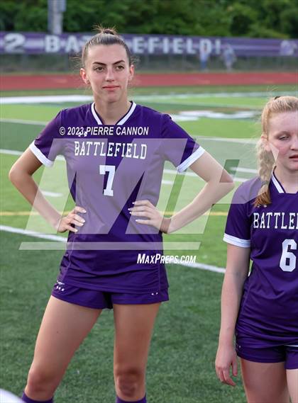 Thumbnail 2 in Charles J. Colgan vs Battlefield (VHSL Class 6 Quarterfinal) photogallery.