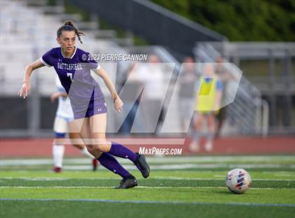 Thumbnail 3 in Charles J. Colgan vs Battlefield (VHSL Class 6 Quarterfinal) photogallery.