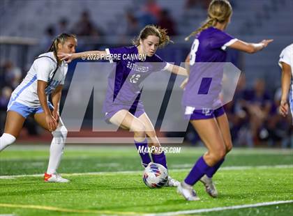 Thumbnail 3 in Charles J. Colgan vs Battlefield (VHSL Class 6 Quarterfinal) photogallery.