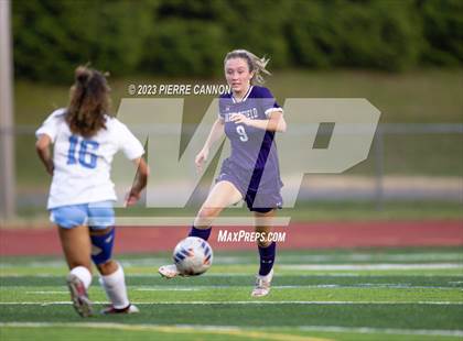 Thumbnail 2 in Charles J. Colgan vs Battlefield (VHSL Class 6 Quarterfinal) photogallery.