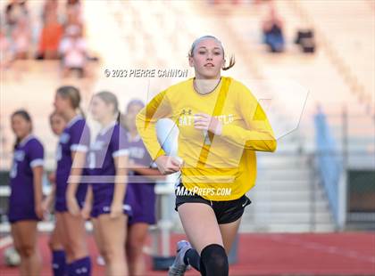 Thumbnail 2 in Charles J. Colgan vs Battlefield (VHSL Class 6 Quarterfinal) photogallery.