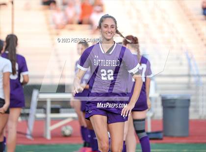 Thumbnail 2 in Charles J. Colgan vs Battlefield (VHSL Class 6 Quarterfinal) photogallery.