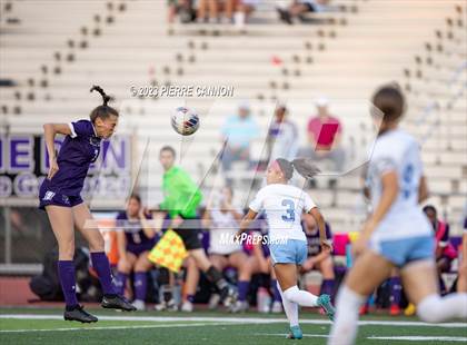 Thumbnail 1 in Charles J. Colgan vs Battlefield (VHSL Class 6 Quarterfinal) photogallery.