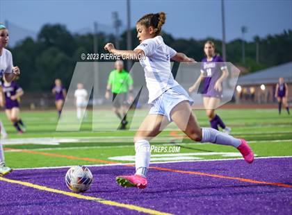 Thumbnail 3 in Charles J. Colgan vs Battlefield (VHSL Class 6 Quarterfinal) photogallery.