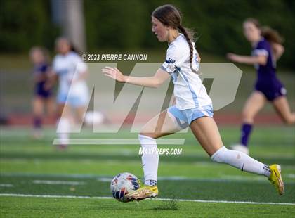 Thumbnail 2 in Charles J. Colgan vs Battlefield (VHSL Class 6 Quarterfinal) photogallery.