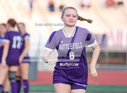 Thumbnail 3 in Charles J. Colgan vs Battlefield (VHSL Class 6 Quarterfinal) photogallery.