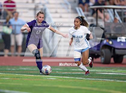 Thumbnail 3 in Charles J. Colgan vs Battlefield (VHSL Class 6 Quarterfinal) photogallery.