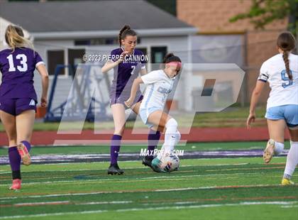 Thumbnail 3 in Charles J. Colgan vs Battlefield (VHSL Class 6 Quarterfinal) photogallery.
