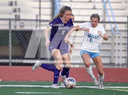 Thumbnail 3 in Charles J. Colgan vs Battlefield (VHSL Class 6 Quarterfinal) photogallery.