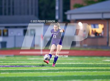 Thumbnail 1 in Charles J. Colgan vs Battlefield (VHSL Class 6 Quarterfinal) photogallery.