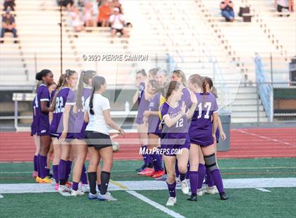 Thumbnail 2 in Charles J. Colgan vs Battlefield (VHSL Class 6 Quarterfinal) photogallery.