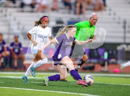 Thumbnail 1 in Charles J. Colgan vs Battlefield (VHSL Class 6 Quarterfinal) photogallery.