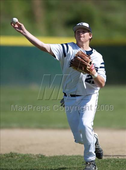 Thumbnail 3 in El Camino @ Carlmont photogallery.