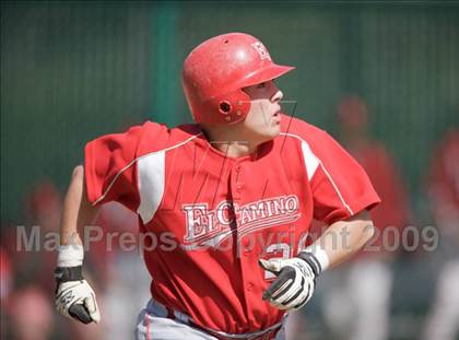 Thumbnail 2 in El Camino @ Carlmont photogallery.
