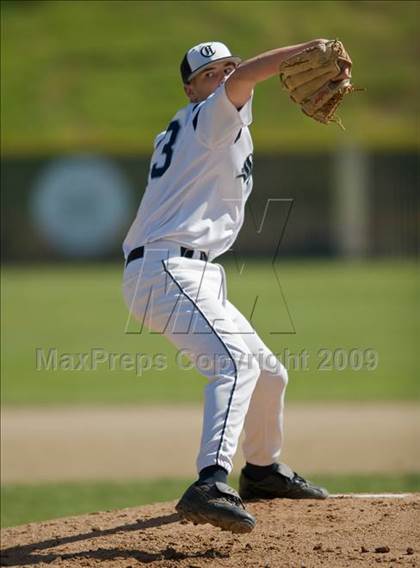 Thumbnail 1 in El Camino @ Carlmont photogallery.