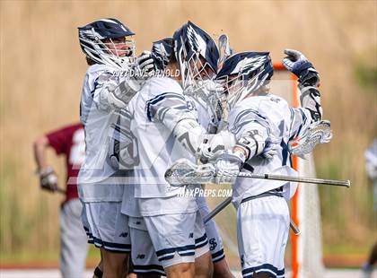 Thumbnail 2 in St. John's Prep vs. Boston College High (MIAA Division 1 Final) photogallery.