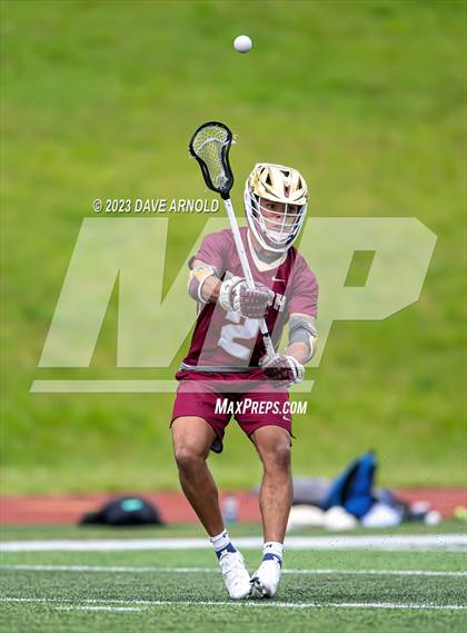 Thumbnail 2 in St. John's Prep vs. Boston College High (MIAA Division 1 Final) photogallery.
