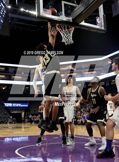 Thumbnail 2 in Mt. Shasta vs Foothill (CIF State D5 Final) photogallery.