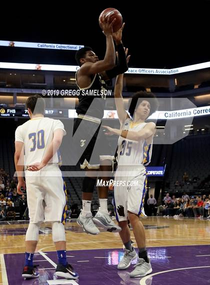 Thumbnail 2 in Mt. Shasta vs Foothill (CIF State D5 Final) photogallery.