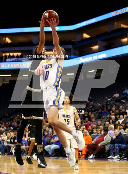 Thumbnail 1 in Mt. Shasta vs Foothill (CIF State D5 Final) photogallery.