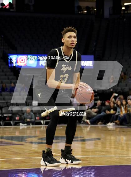 Thumbnail 1 in Mt. Shasta vs Foothill (CIF State D5 Final) photogallery.