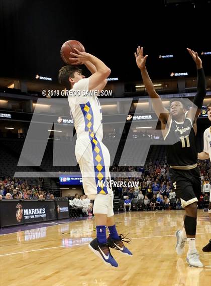 Thumbnail 2 in Mt. Shasta vs Foothill (CIF State D5 Final) photogallery.